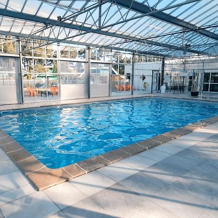 Chez Ced Et Laeti, Appartement Prive Avec Jardin Et Terrasse Dans Residence L'Estuaire Muni D'Une Piscine Couverte Et Aire De Jeu, Linge De Lit Et De Salle D'Eau Ainsi Que Tele, Compris Dans Le Tarif Profitez A Fond De Notre Belle Region Le Verdon-sur-Mer Buitenkant foto