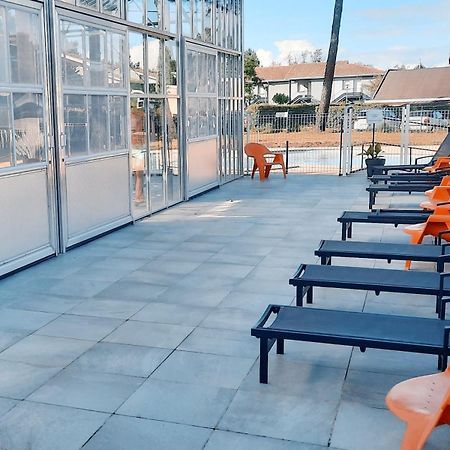 Chez Ced Et Laeti, Appartement Prive Avec Jardin Et Terrasse Dans Residence L'Estuaire Muni D'Une Piscine Couverte Et Aire De Jeu, Linge De Lit Et De Salle D'Eau Ainsi Que Tele, Compris Dans Le Tarif Profitez A Fond De Notre Belle Region Le Verdon-sur-Mer Kamer foto