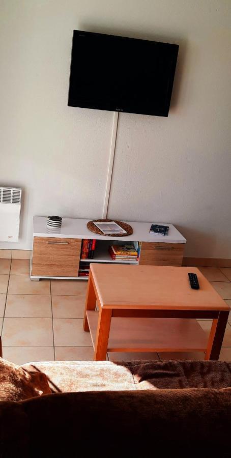 Chez Ced Et Laeti, Appartement Prive Avec Jardin Et Terrasse Dans Residence L'Estuaire Muni D'Une Piscine Couverte Et Aire De Jeu, Linge De Lit Et De Salle D'Eau Ainsi Que Tele, Compris Dans Le Tarif Profitez A Fond De Notre Belle Region Le Verdon-sur-Mer Buitenkant foto