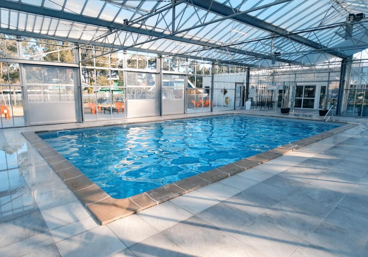 Chez Ced Et Laeti, Appartement Prive Avec Jardin Et Terrasse Dans Residence L'Estuaire Muni D'Une Piscine Couverte Et Aire De Jeu, Linge De Lit Et De Salle D'Eau Ainsi Que Tele, Compris Dans Le Tarif Profitez A Fond De Notre Belle Region Le Verdon-sur-Mer Buitenkant foto