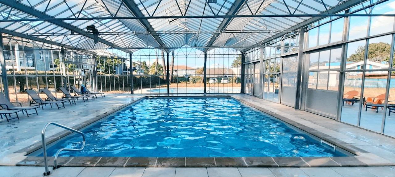 Chez Ced Et Laeti, Appartement Prive Avec Jardin Et Terrasse Dans Residence L'Estuaire Muni D'Une Piscine Couverte Et Aire De Jeu, Linge De Lit Et De Salle D'Eau Ainsi Que Tele, Compris Dans Le Tarif Profitez A Fond De Notre Belle Region Le Verdon-sur-Mer Buitenkant foto